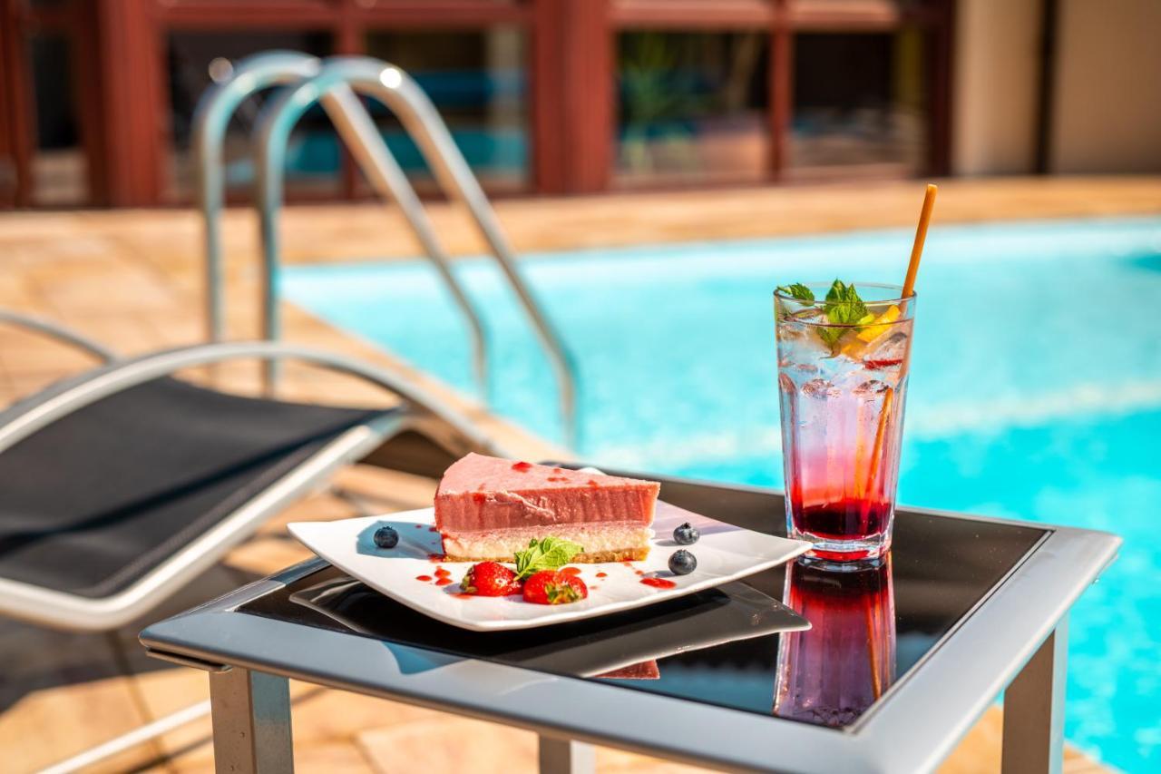 Wellness Hotel Spark Malacky Exterior foto